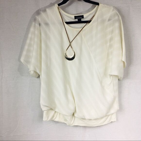 Cream colored ribbed tunic top B-Design XL 3/4 sleeved attached necklace - Picture 7 of 7